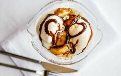 Десерт «Ягодная бомба» с савоярди, рецепт с фото