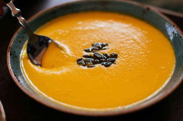 Простые супы: ТОП-3 первых блюд из минимума продуктов