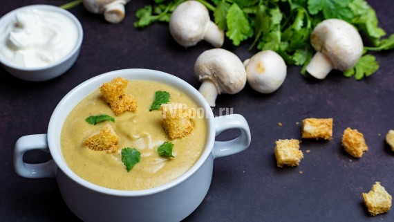 Овощной суп-пюре с грибами