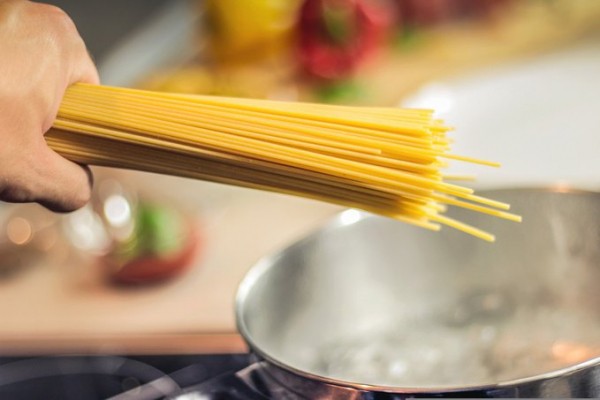 Вегетарианские спагетти с грибными фрикадельками от Алекса Якутова